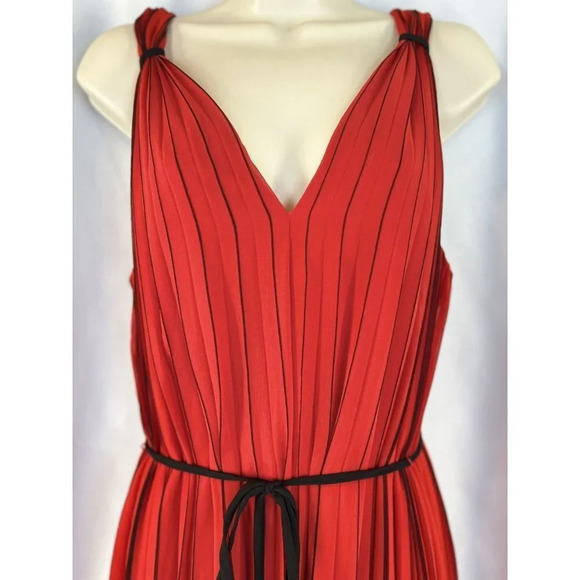 NEW Ted Baker London Red Pleated Maleeta High-Low Gown $349 - Picture 5 of 15